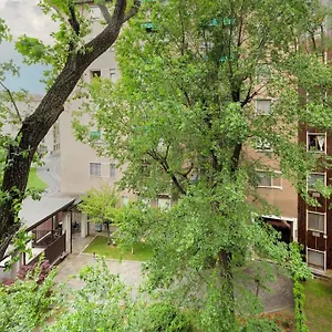 https://orazio-flexyrent-apartment.it-lombardy.com